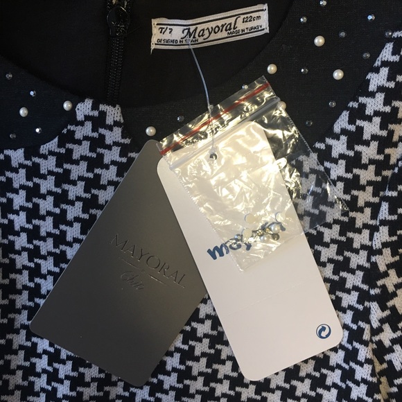 cute little girl dress - Picture 3 of 6